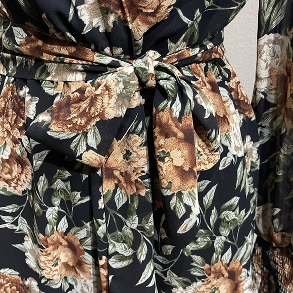 WINDSOR | Ruffled Romance Black and Gold Floral Skater Dress Size Small - Picture 8 of 11